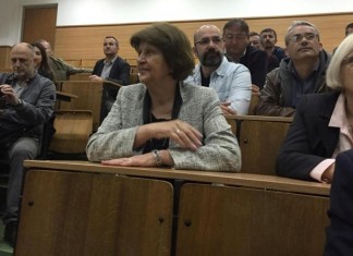 Stvarne moći i privilegije britanske kraljice