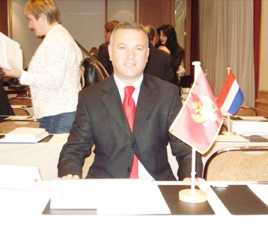 Nikšićki imenik – Svjetski, a Naš