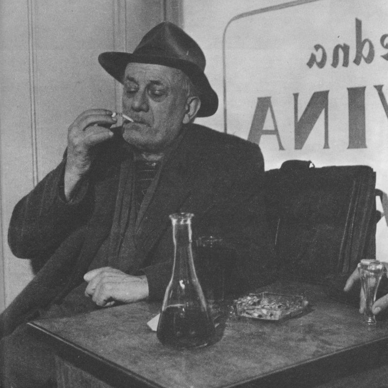 Traganje Miodraga Bulatovića po zagrebačkim kafanama za Tinom Ujevićem :BULE JE NAŠAO TINA